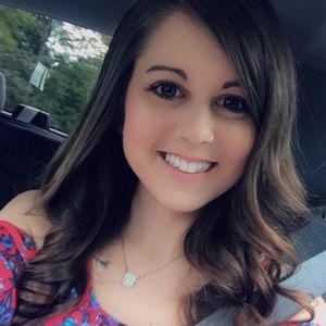 Meet your Posher, Katelyn